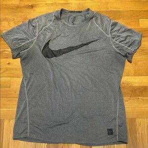 Nike Men's Heather Gray Performance Tee